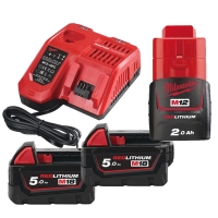 Pack batteries et chargeur pour outillage électroportatif M18 NRG-502 - 2 batteries Red Lithium 18V 5Ah, 1 batterie Red Lithium 12V 2Ah et un chargeur rapide
